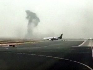 Avião da Emirates Airline sofre um acidente durante o pouso - Foto/Hayen Ayari AP.