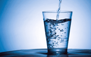 agua alcalina