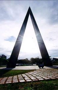 Obelisco Bra Ita
