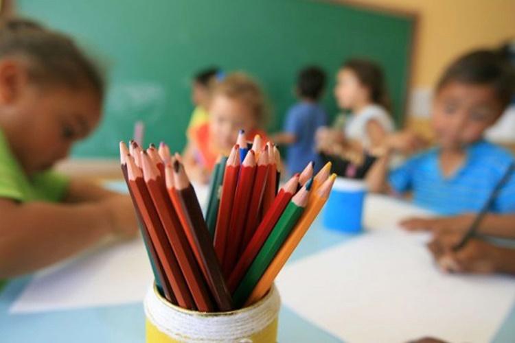 Termo que vai mudar sistema escolar do ES é criticado por profissionais da educação