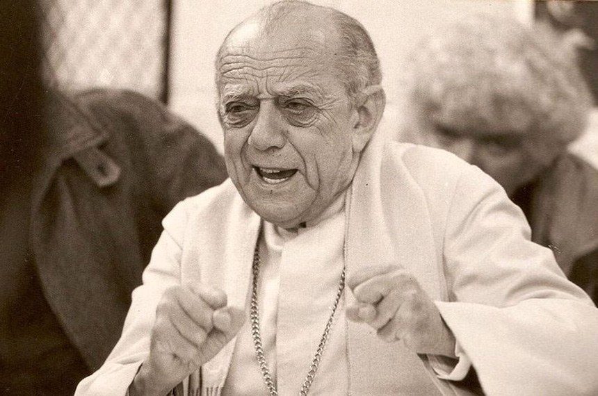 Canonização de dom Hélder avança no Vaticano 20 anos após sua morte