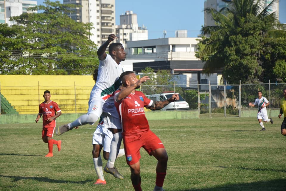 Real Noroeste goleia Vilavelhense fora e mantém liderança isolada da Copa ES