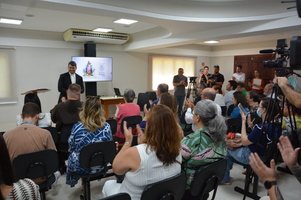 “Com Maria, Chamados a Servir” é o tema da Festa da Penha 2023