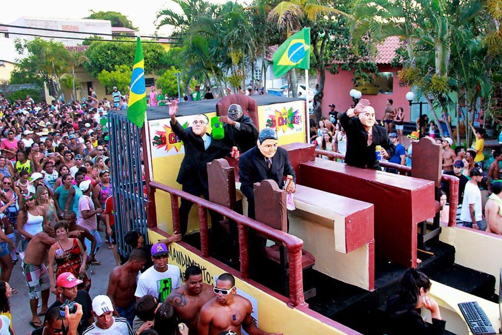 O carnaval da Barra do Jucu está de volta com mais de 100 marchinhas sobre o bairro e a cidade
