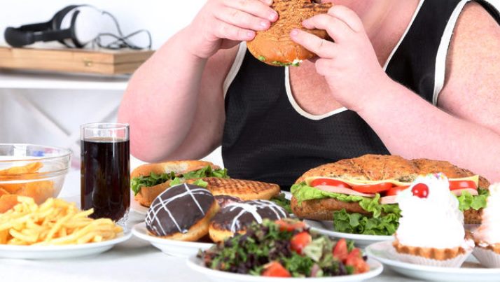 Especialista lista mitos e verdades sobre a compuls&atilde;o alimentar - ESHOJE