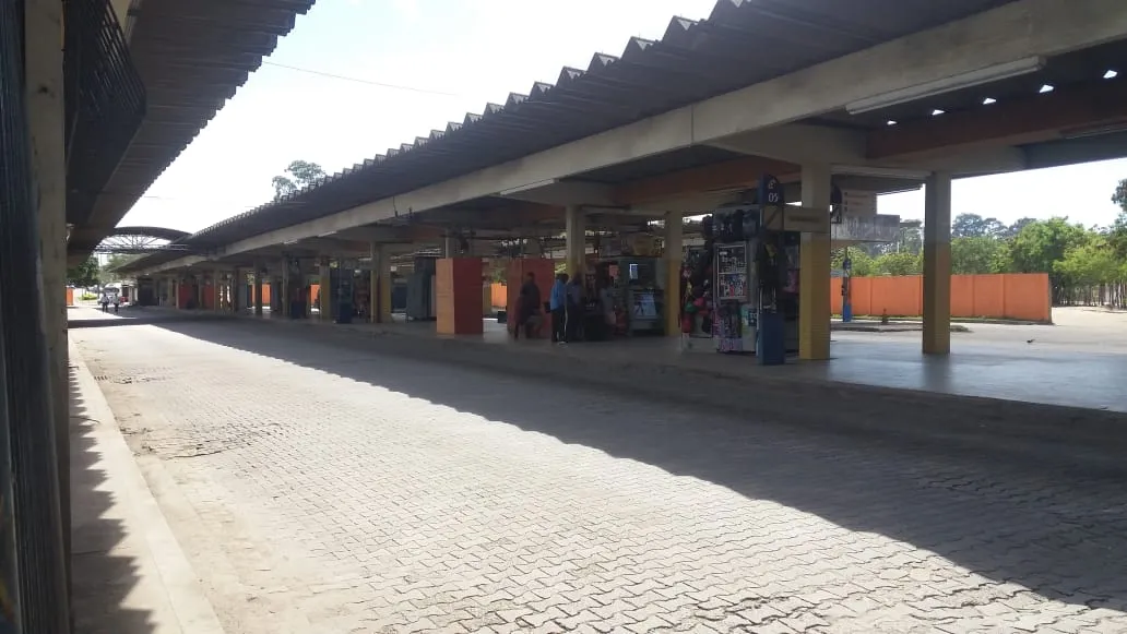 comerciantes são prejudicados pela falta de ônibus
