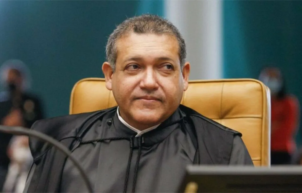 Entenda por que Moraes e Mendonça votaram sobre investigação, mas Nunes Marques e Toffoli não Entenda por que Moraes e Mendonça votaram sobre investigação, mas Nunes Marques e Toffoli não