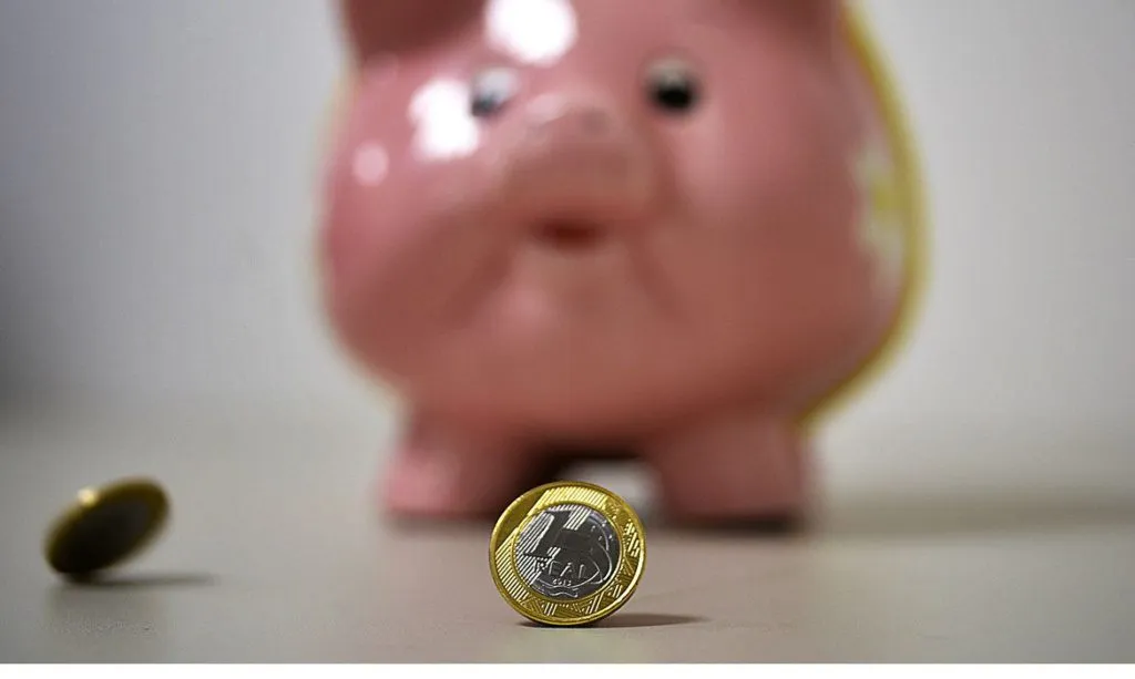Veja como declarar conta-corrente, caixinhas e poupança no Imposto de Renda