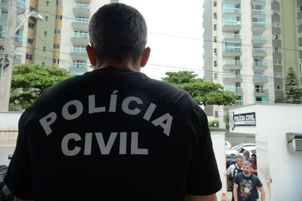 Faltam 180 mil PMs e 55 mil policiais civis no Brasil, aponta levantamento