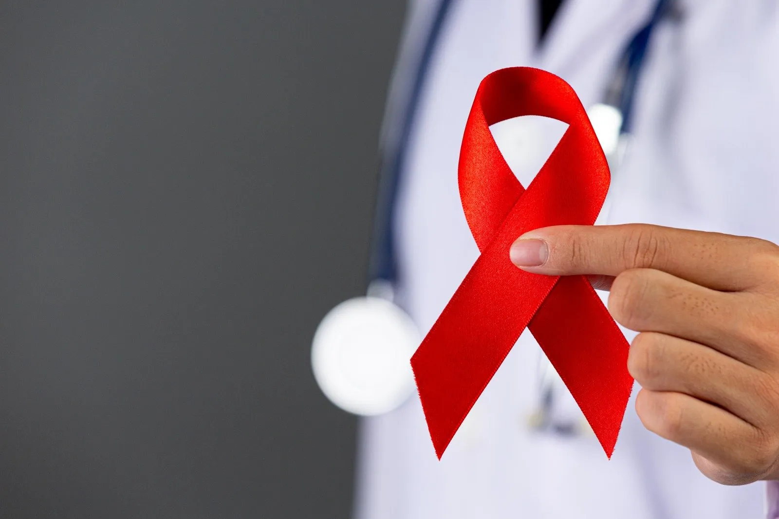 Pílula única para tratar o HIV chega ao Sistema Único de Saúde - ES HOJE