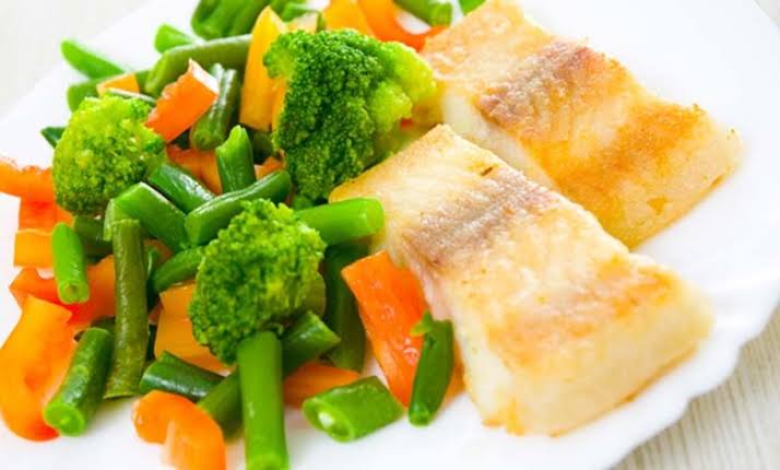 Outubro Rosa: conheça os alimentos que ajudam na prevenção e tratamento