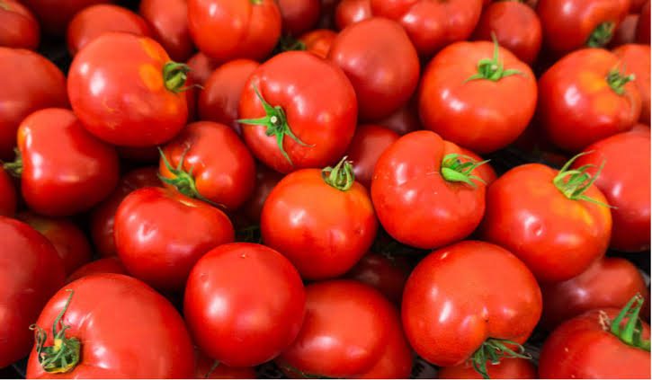 Outubro Rosa: conheça os alimentos que ajudam na prevenção e tratamento