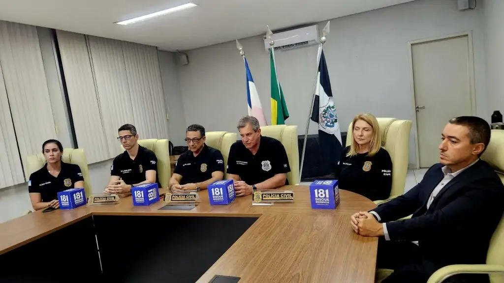 "Ele controlava toda a vida dela", diz delegada