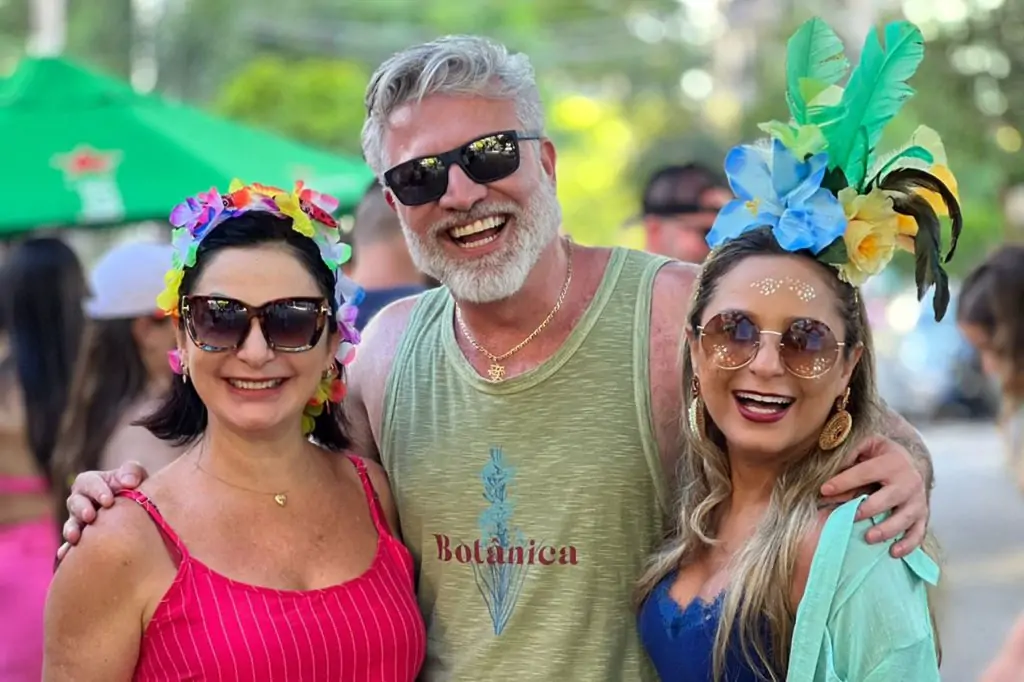 A folia dos capixabas amigos da coluna