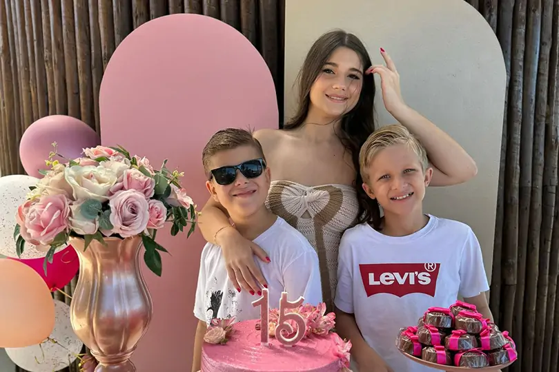 Anna Luisa celebra seus 15 anos