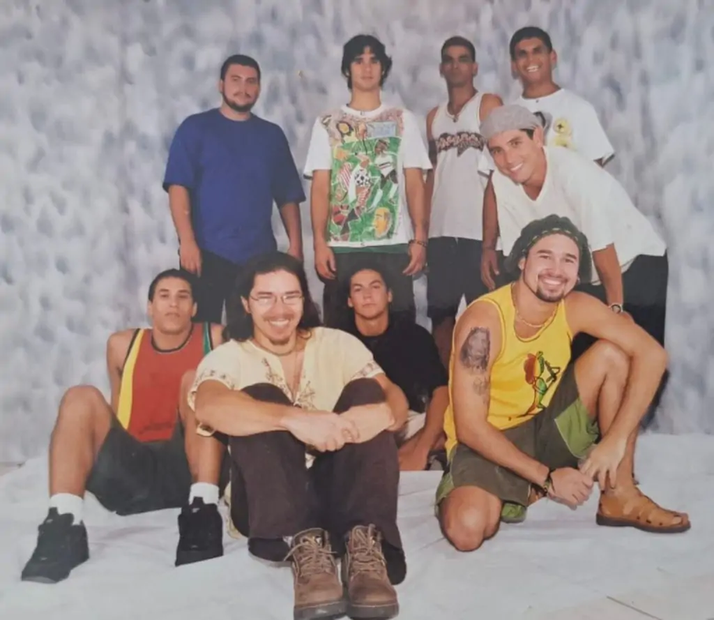 Casaca reúne formação histórica, a primeira, e toca na despedida do Ilha Shows Casaca reúne formação histórica, a primeira, e toca na despedida do Ilha Shows