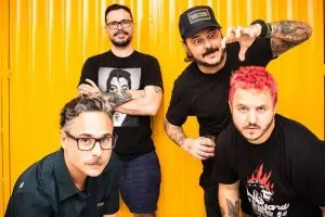 Orgia punk invade despedida do Ilha Shows