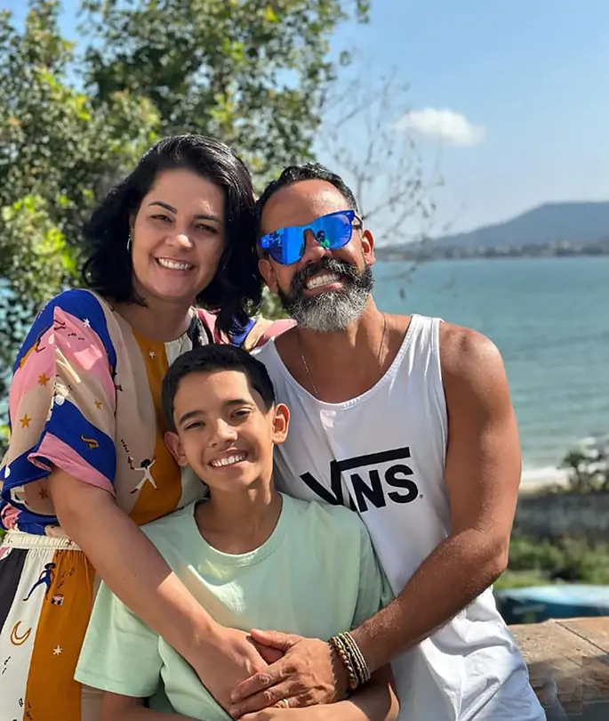 Lícia Tovar celebra nova idade ao lado de amigos