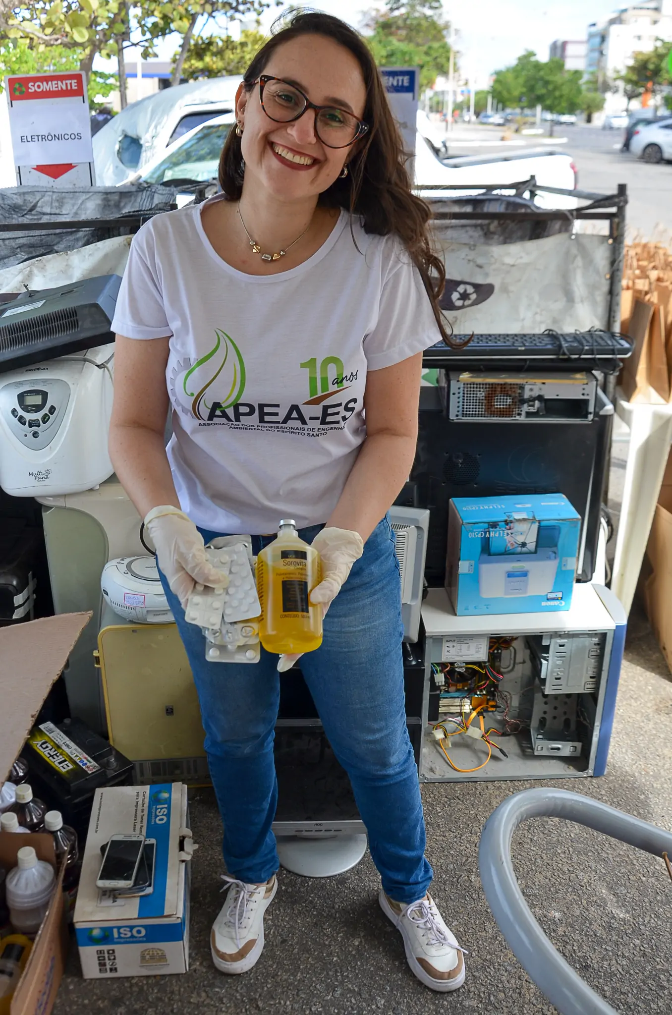 Sara Francisco coordenou a ação de recolhimento de resíduos em Camburi, Vitória