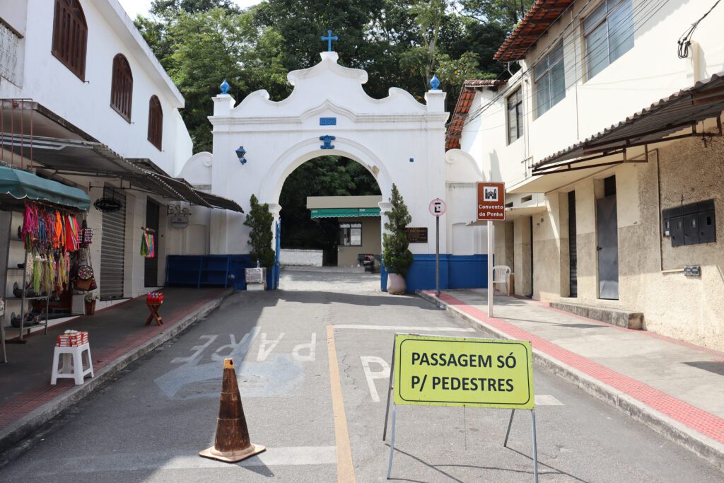 Convento da Penha altera regras de acesso para carros durante as férias escolares; veja como subir Convento da Penha altera regras de acesso para carros durante as férias escolares; veja como subir