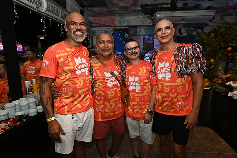 Moqueca 027: animação total na primeira noite de Desfile das Escolas de Samba de Vitória Moqueca 027: animação total na primeira noite de Desfile das Escolas de Samba de Vitória