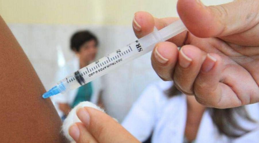 Apenas 1,47% dos municípios cumprem meta de vacinação contra gripe