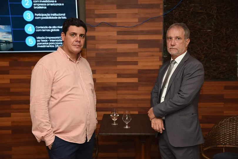 Jantar reúne empresários capixabas para networking e conexões internacionais Jantar reúne empresários capixabas para networking e conexões internacionais