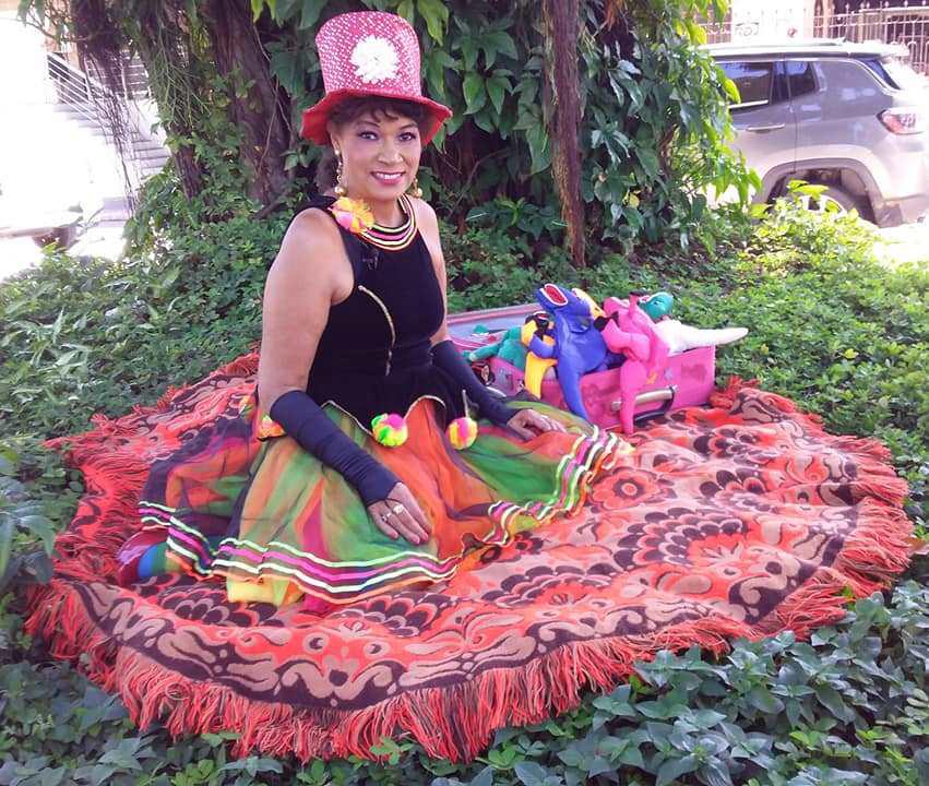 A arte de contar histórias: Sara Reis leva universo literário à Casa Maria José Menezes