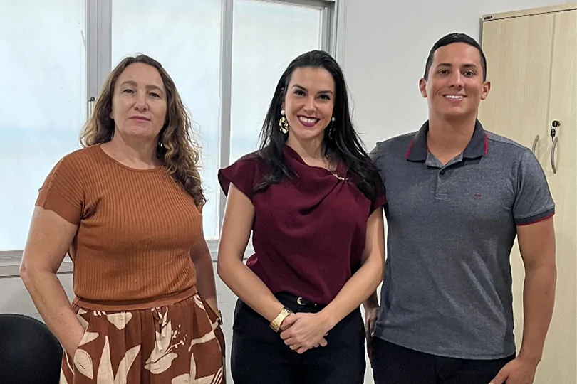 Escritor Anaximandro Amorim recebe convidado em noite literária no Centro