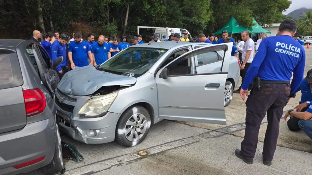 Polícia Científica realiza crash test inédito com simulações de acidentes