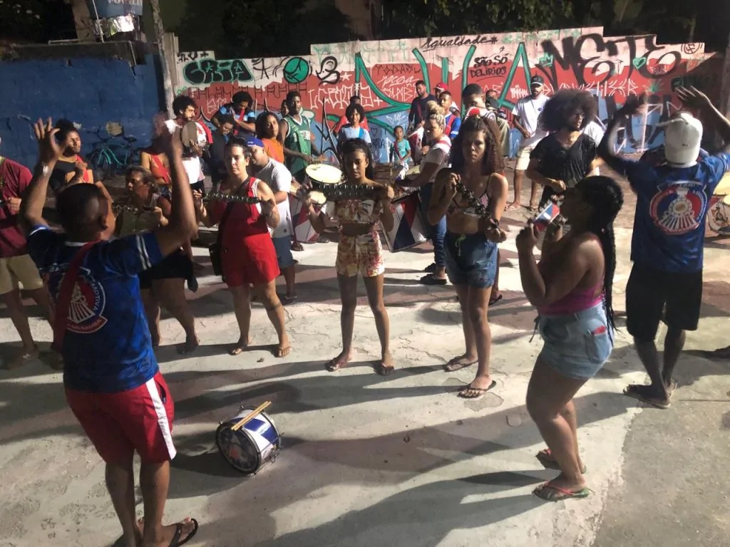 Pega no Samba abre vagas para oficina de bateria com foco em inclusão social e formação para o Carnaval 2026