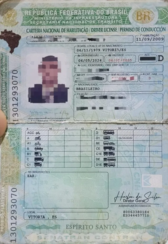 Homem apresenta CNH de cartolina e é detido durante fiscalização em Vitória