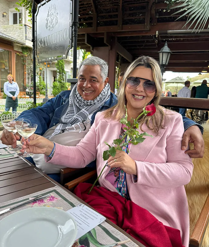Milena Gobbi promove encontro de sofisticação e autocuidado em sua loja na Praia do Canto Milena Gobbi promove encontro de sofisticação e autocuidado em sua loja na Praia do Canto