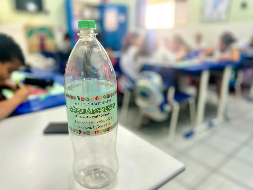 Em cartinhas para o futuro, alunos escrevem sonhos para Cariacica nos próximos 10 anos