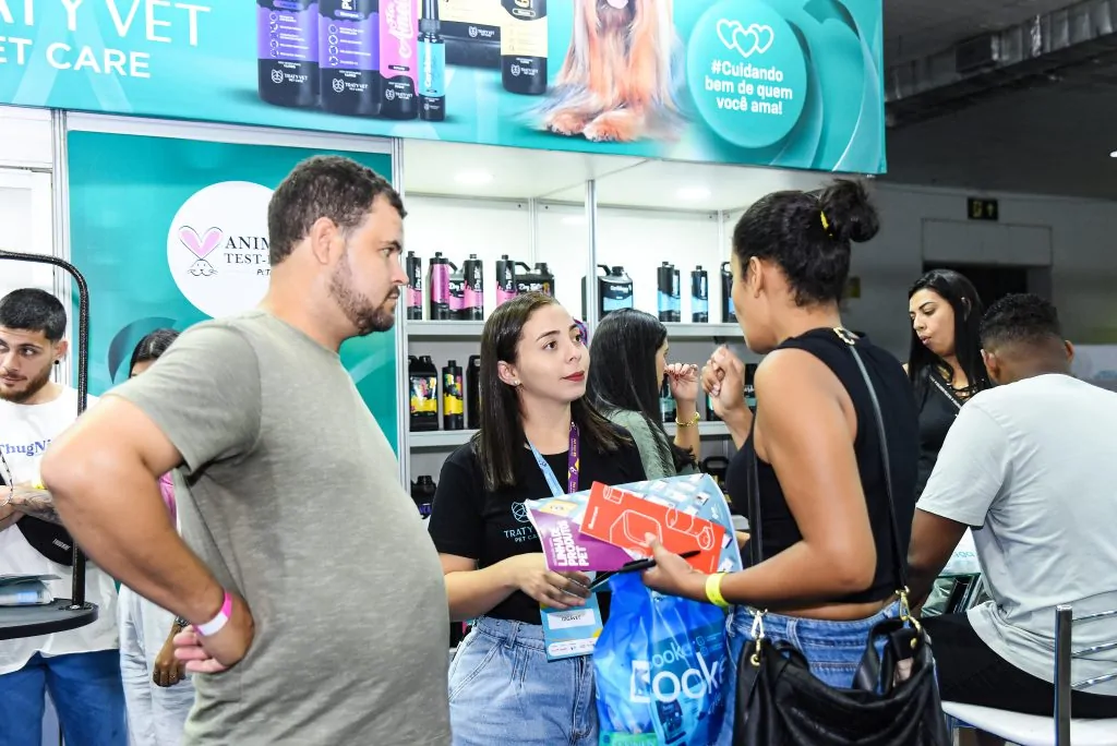 Gatos, cães e muita fofura: Pet Fair ES chega com atrações, adoção e oportunidades de negócios