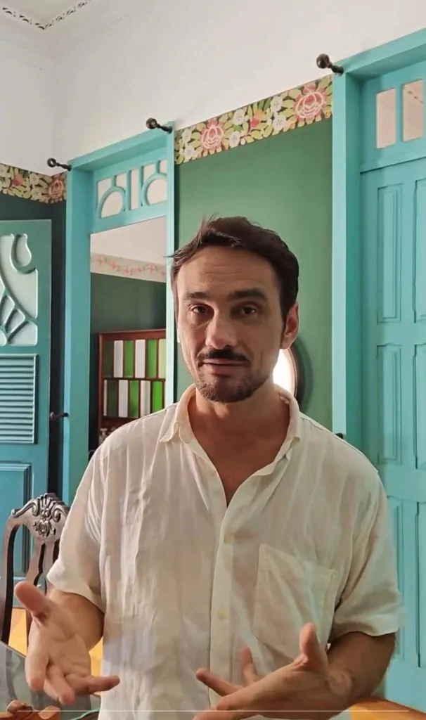 Ex-diretor de escola premiada em Muqui denuncia assédio moral institucional