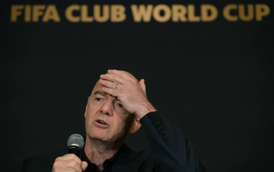 Presidente-da-Fifa-Gianni-Infantino-em-coletiva-durante-o-Mundial-de-Clubes-scaled-aspect-ratio-512-320