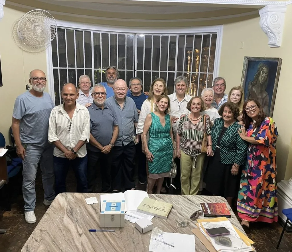 Academia Espírito-santense de Letras promove lançamento de livros no Centro de Vitória