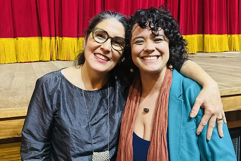 Cantora Mônica Salmaso encanta o público em Vitória