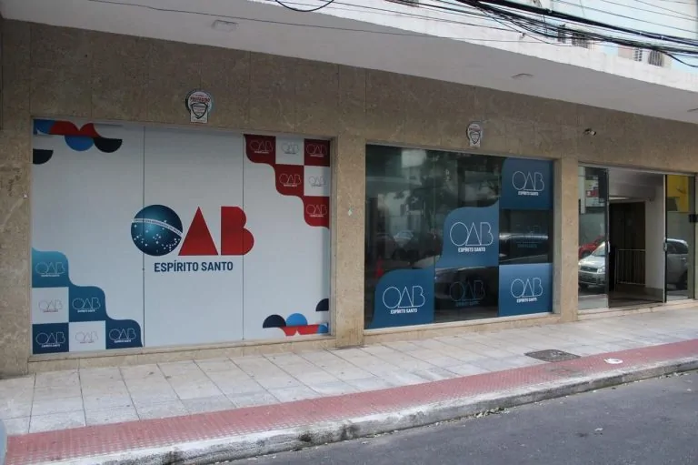 Orientação jurídica gratuita em Vitória: OAB-ES faz ação na Praça Getúlio Vargas