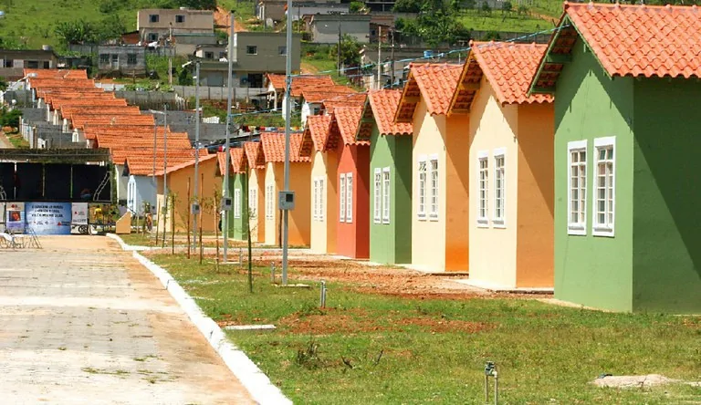 Por que Jesus se importaria com o déficit habitacional?