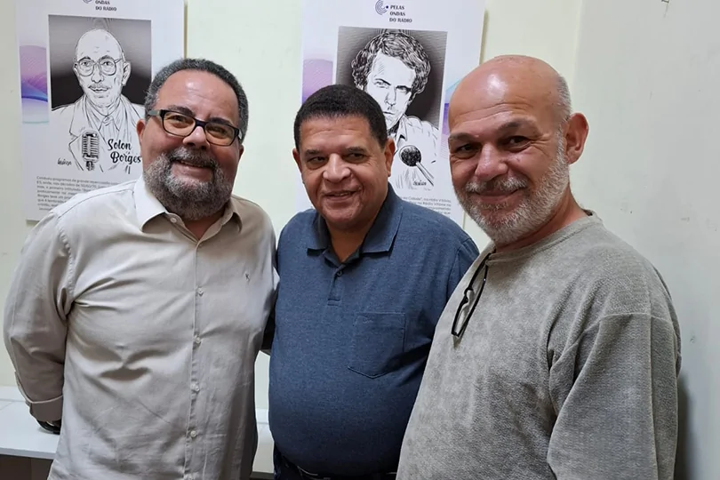 Coquetel marca abertura de exposição em Vila Velha Coquetel marca abertura de exposição em Vila Velha