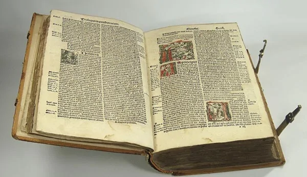 Bíblia Católica x Bíblia Protestante: entenda as diferenças que marcaram a história da fé cristã Bíblia Católica x Bíblia Protestante: entenda as diferenças que marcaram a história da fé cristã