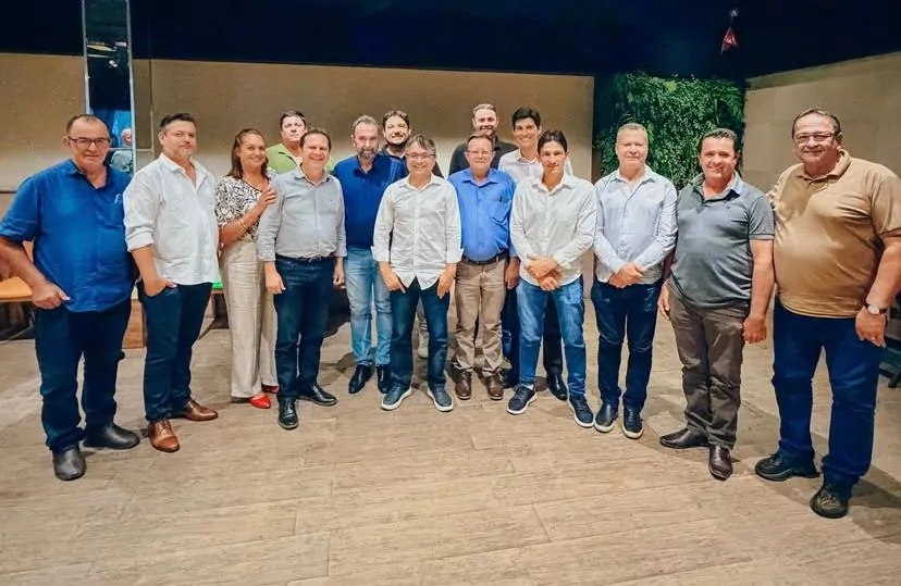A congestionada via de candidatos do PSB