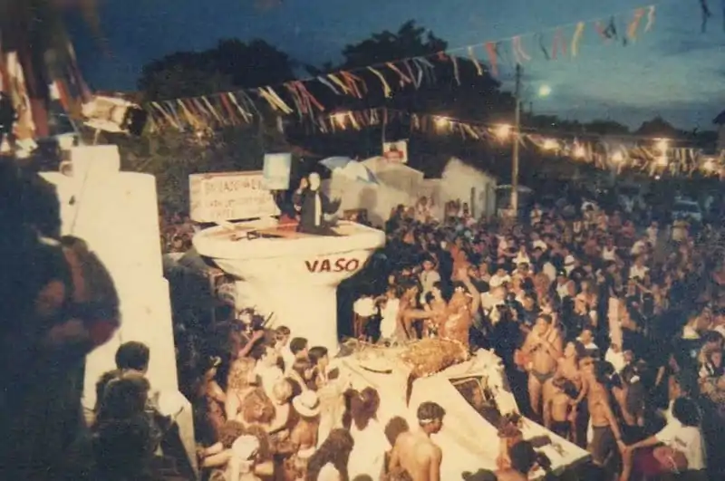 CarnaBarra 2026 | A folia começou e a surpresa será revelada neste domingo: quem vai tomar o castelo do rei? CarnaBarra 2026 | A folia começou e a surpresa será revelada neste domingo: quem vai tomar o castelo do rei?