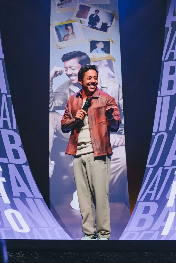 Renato Albani anuncia gravação do maior especial da carreira em estádio no Espírito Santo