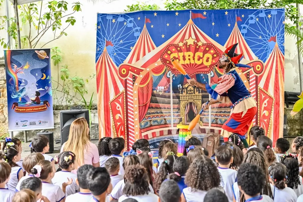 Festival de teatro de rua, na Ilha das Caieiras, abre inscrições para Mostra Competitiva de Esquetes