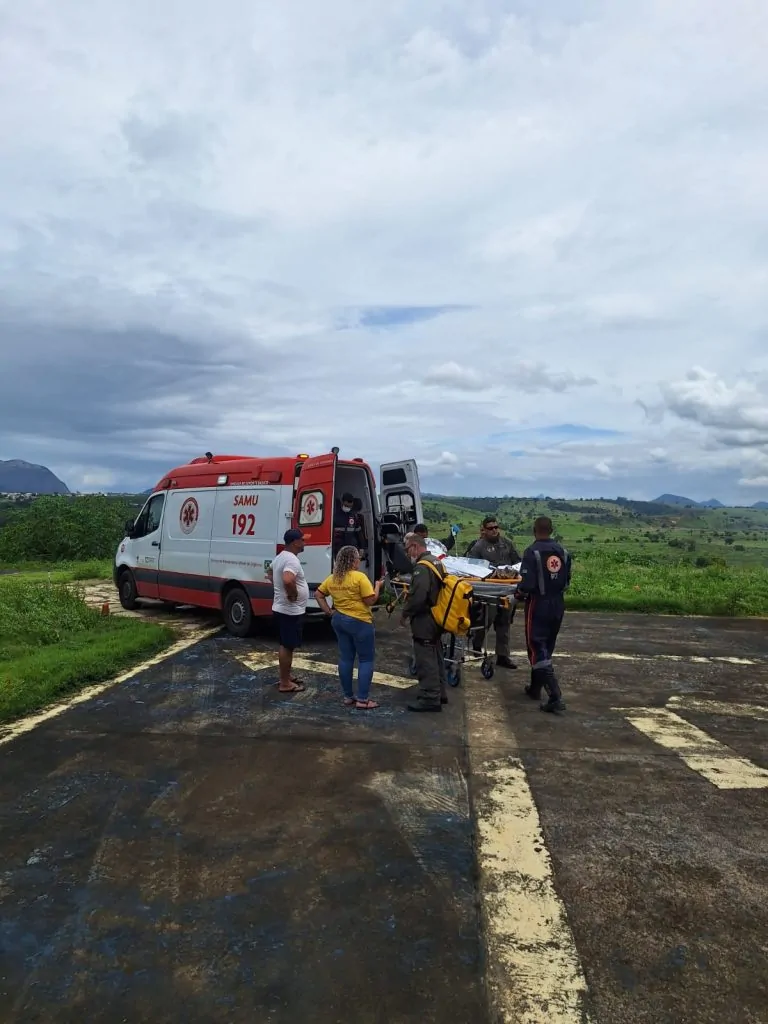 Helicóptero do Notaer transporta idoso vítima de infarto para hospital de Linhares