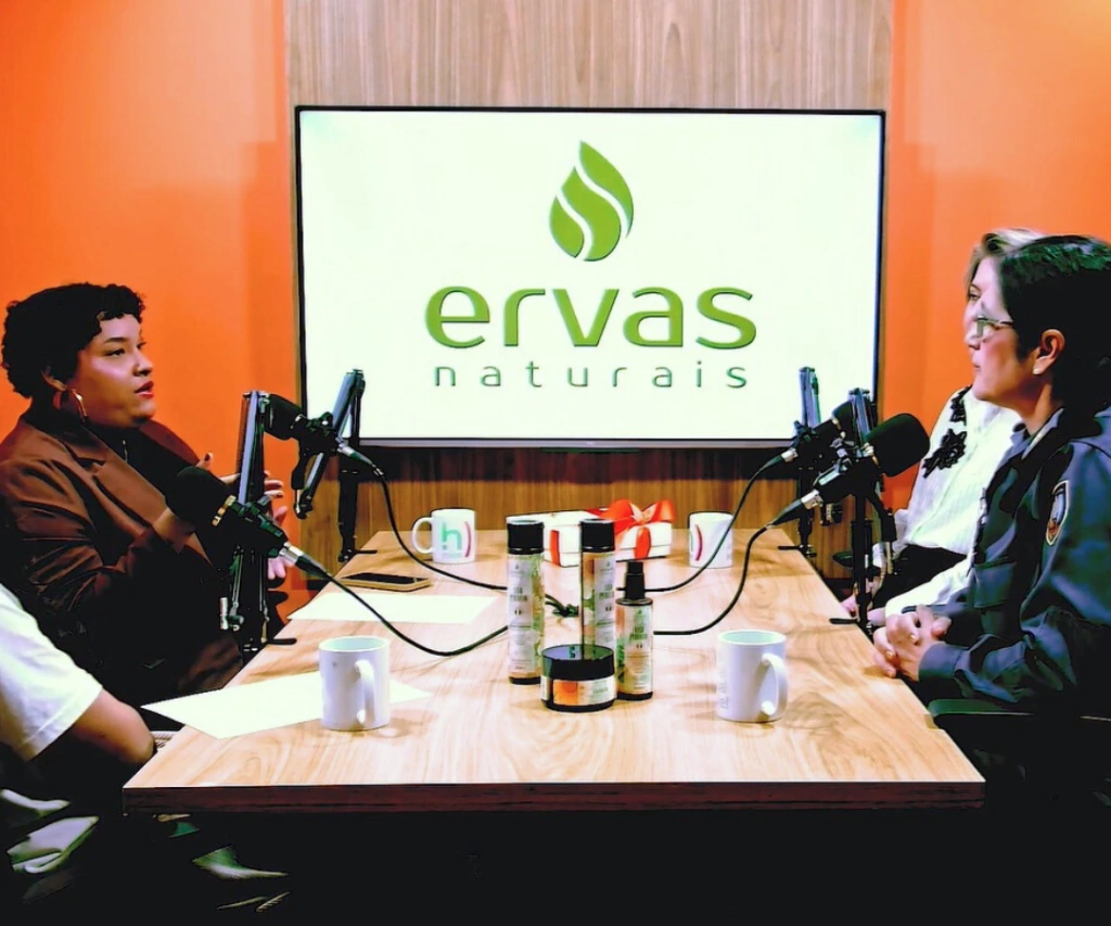 ES Pod: liderança feminina, representatividade e superação com a reitora Adriana Pionttkovsky Barcellos e a Coronel Emília Alves
