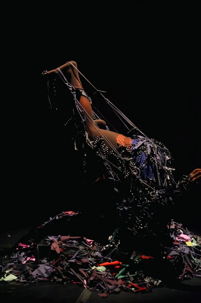 Espetáculo de dança Célula terá apresentação gratuita na Fafi nos dias 29 e 30 de abril